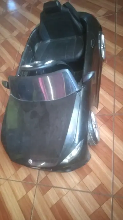 Auto eléctrico para niños negro - miniatura 6