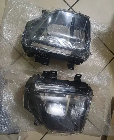 Faros delanteros nuevos mitsubishi l200 - miniatura 3