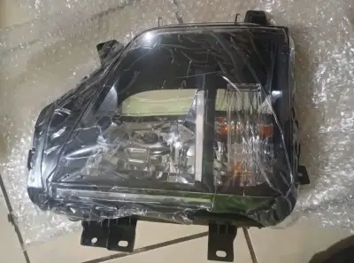 Faros delanteros nuevos mitsubishi l200 - miniatura 5