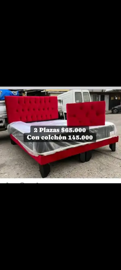 Cama roja 2 plazas con banquito - miniatura 1