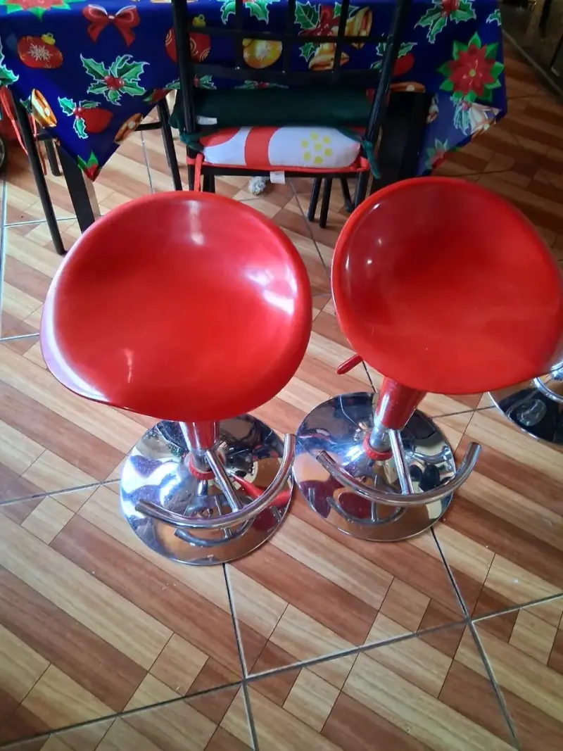 Set de sillas rojas modernas - 3