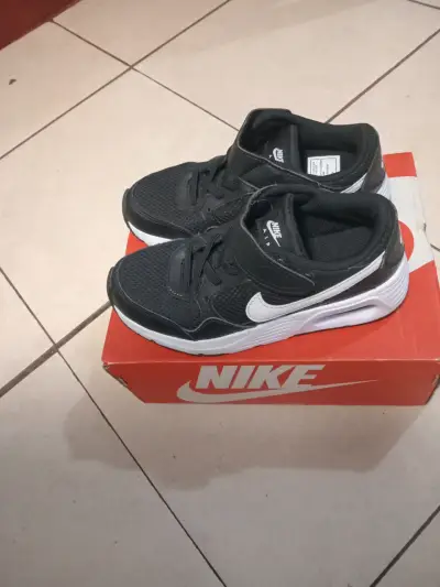 Zapatillas negras Nike Air Max - miniatura 1