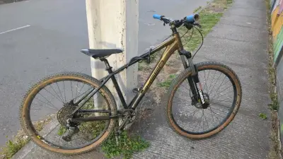 Bicicleta, vendo o permuto por tecnología - miniatura 2
