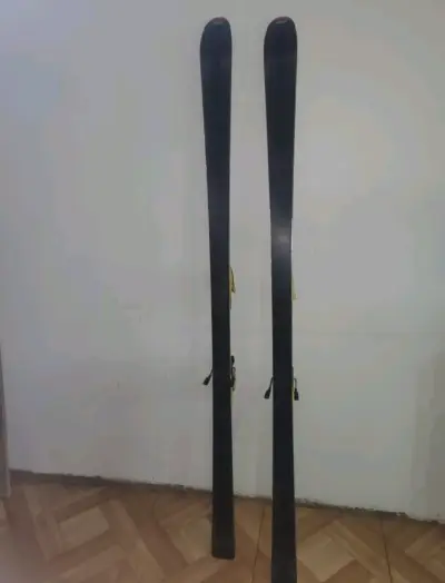Esquís Elan con bastones - miniatura 2