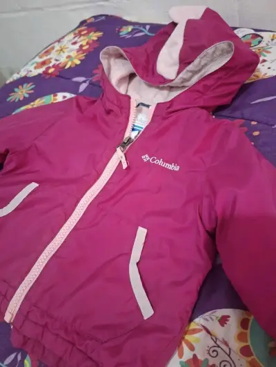Chaqueta impermeable para niña - miniatura 3