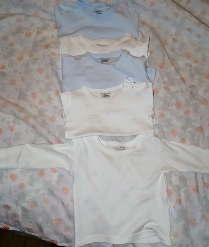 Paquete de ropa para bebe - 4