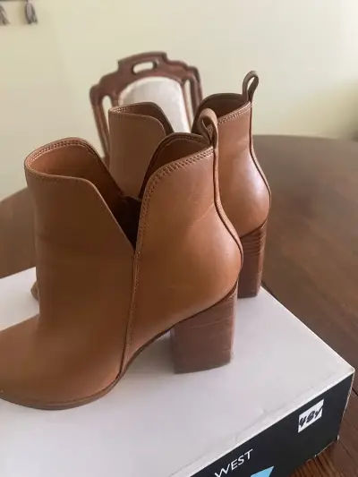 Botines camel Nine West - miniatura 2