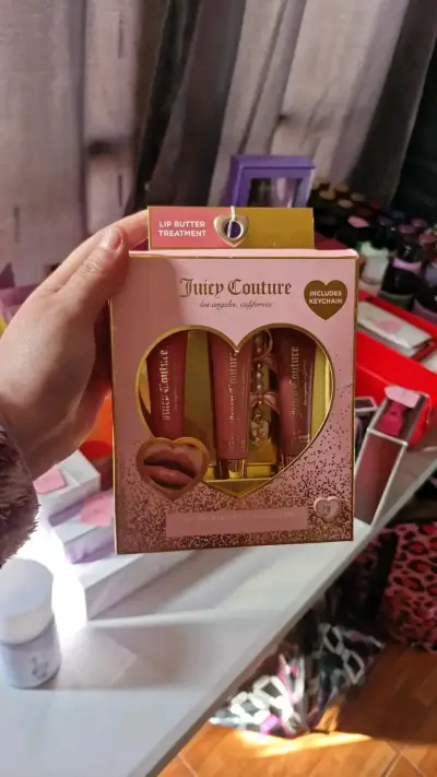 Set de tratamiento labial Juicy Couture - miniatura 2