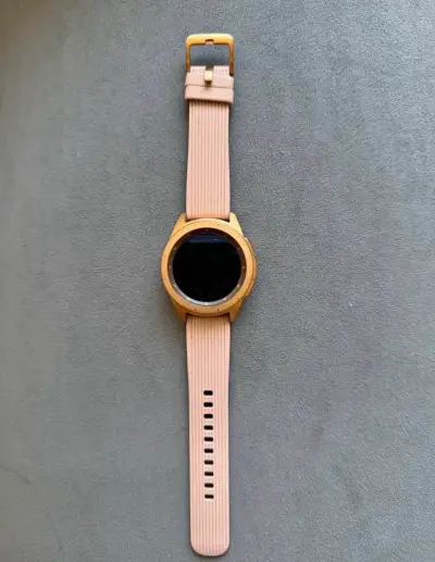 Smartwatch rosado - miniatura 2