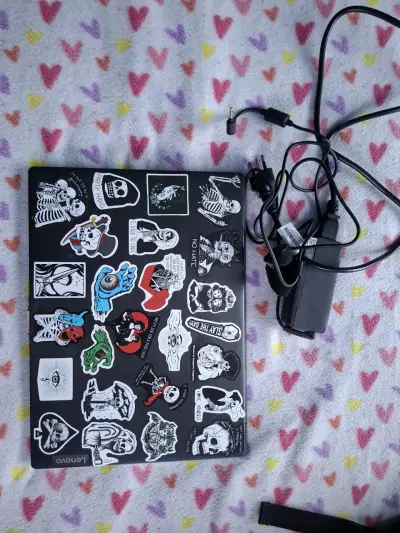 Lenovo ideapad - miniatura 1