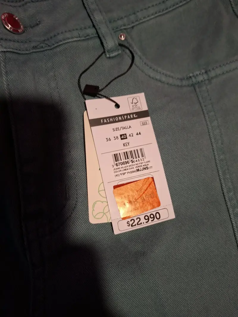 Pantalones acampanados verdes nuevos - 2