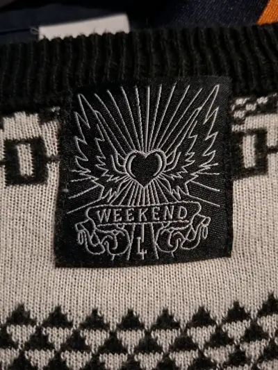 Cardigan negro con patrón geométrico - miniatura 2