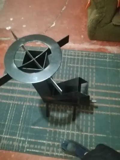 Estufa a leña de hierro - miniatura 2