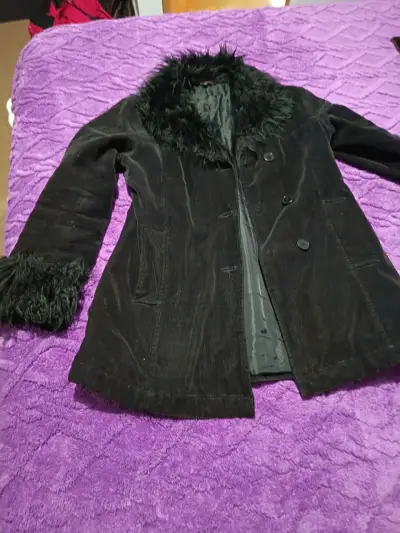 Abrigo impermeable negro - miniatura 2