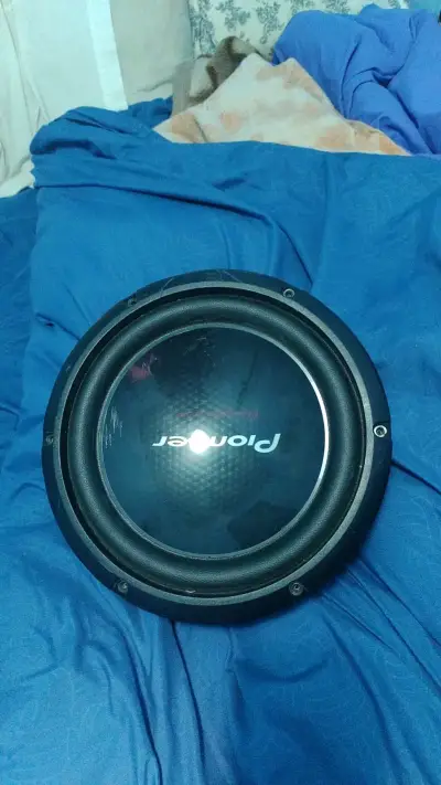 Subwoofer Pioneer para auto - miniatura 3