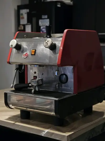 Máquina espresso profesional  La Pavoni - miniatura 4
