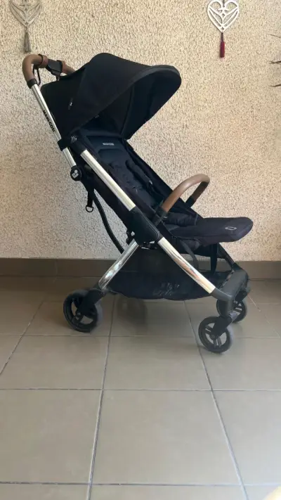 Coche para bebé Maxi Cosi Eva compacto negro - miniatura 1