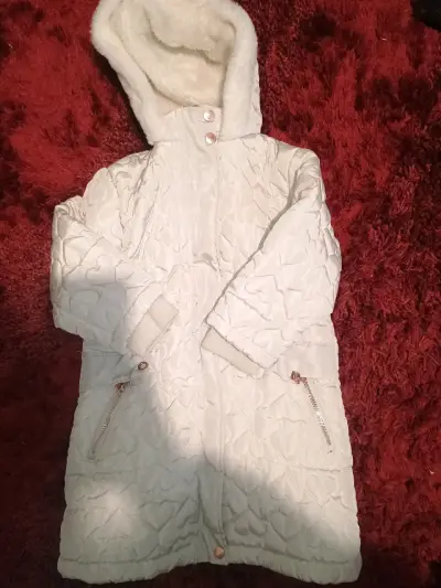 Abrigo infantil acolchado blanco - miniatura 1