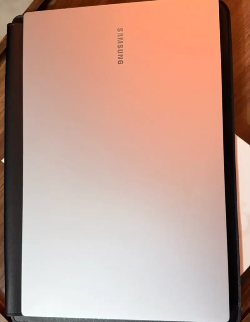 Samsung Galaxy Book4 usado - 3