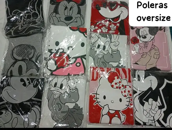 Poleras oversize con diseños - 1