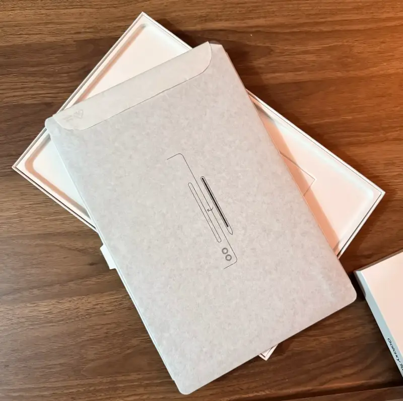 Samsung Galaxy Tab S9 FE+ 5G gris - 3