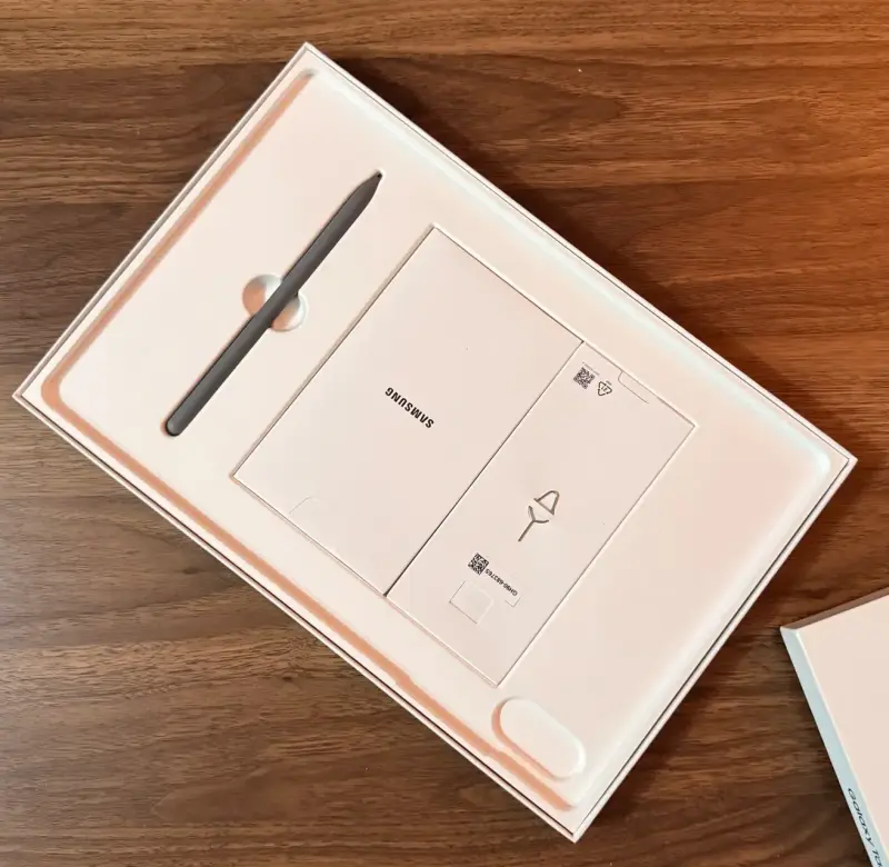 Samsung Galaxy Tab S9 FE+ 5G gris - 4