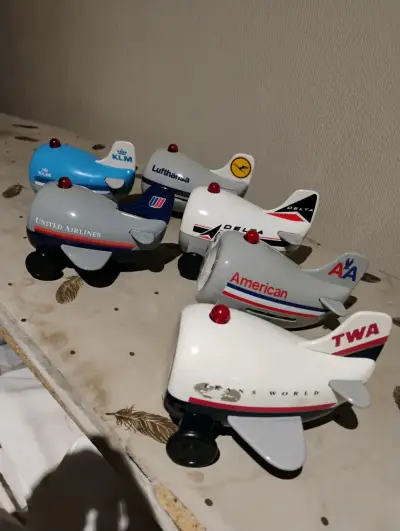 Reloj aviones - miniatura 1