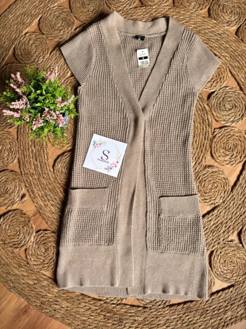 Chaleco beige de punto