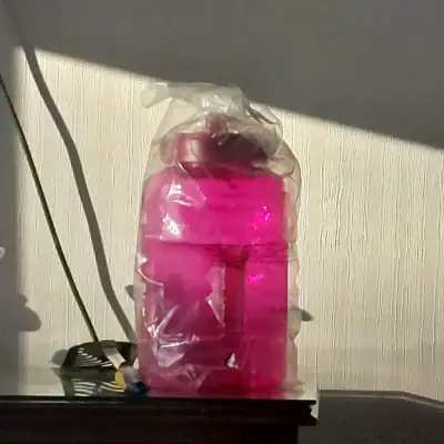 Botella grande deportiva rosada - miniatura 3
