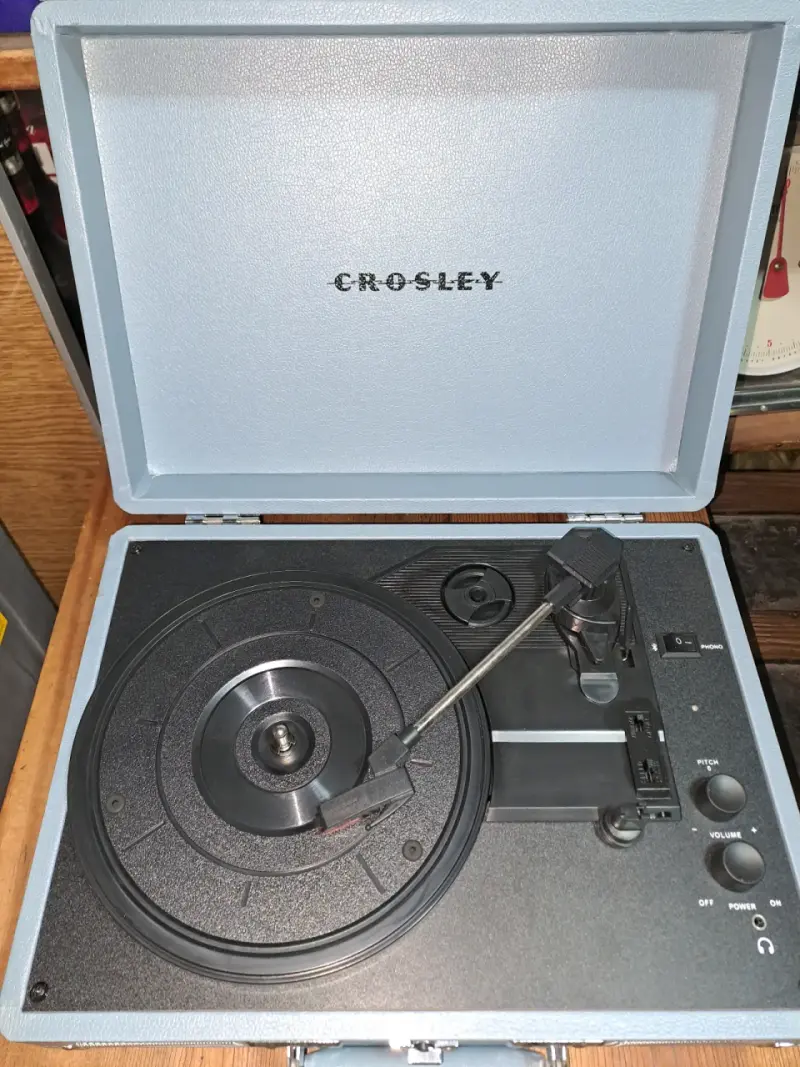 Tocadiscos Crosley modelo CR8005D Maletín vintage - 2