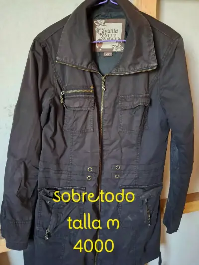 Chaqueta negra de ecocuero - miniatura 6