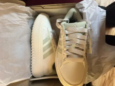 Zapatillas Adidas plataforma Grand Court nuevas - miniatura 3