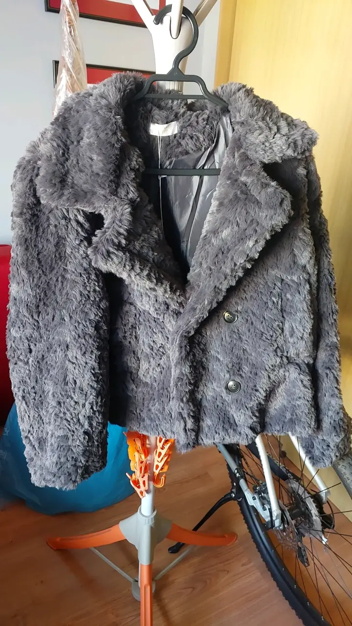 Chaqueta de piel sintética gris - 3