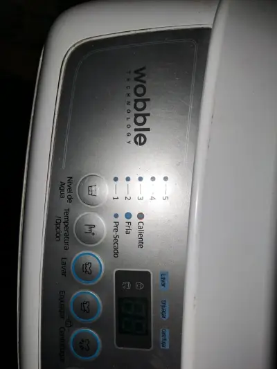 Lavadora Samsung con múltiples funciones - miniatura 4