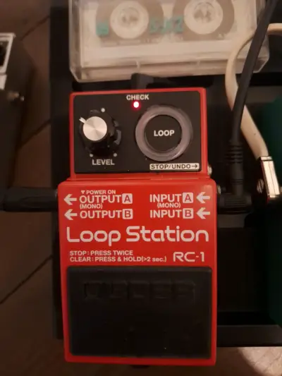 Pedal Loop Station RC-1 rojo - miniatura 1