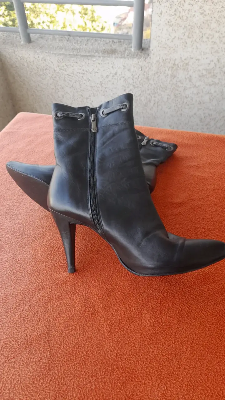 Botines de cuero negro - 2