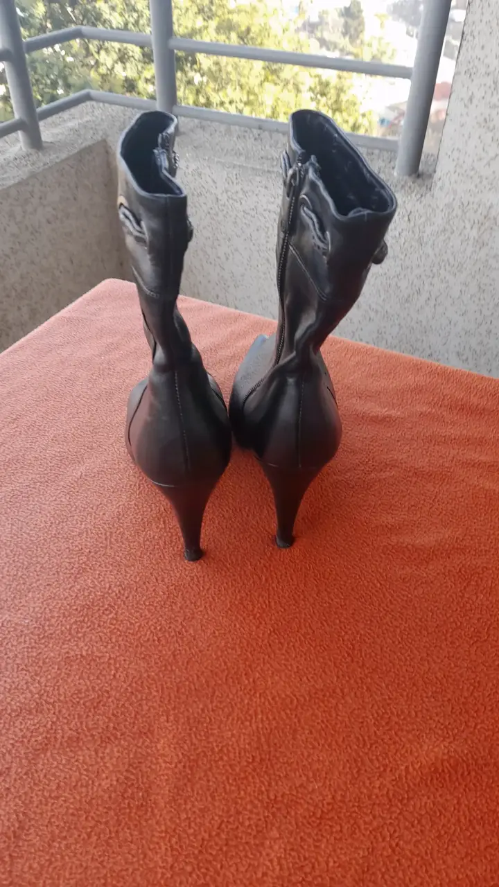 Botines de cuero negro - 3
