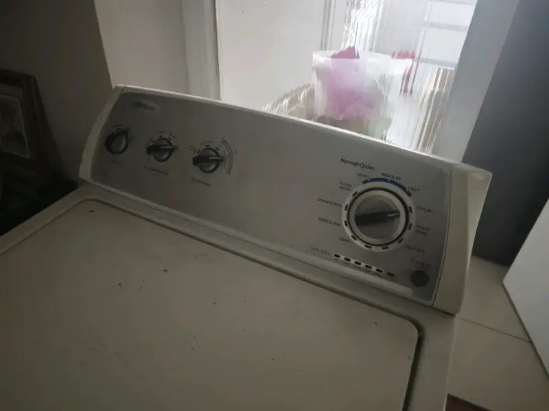 Lavadora Whirlpool carga superior blanca - 3
