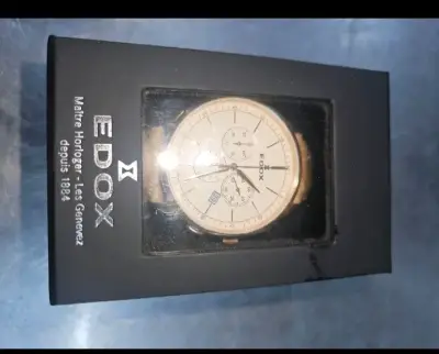 Reloj Edox dorado con cronógrafo - miniatura 3