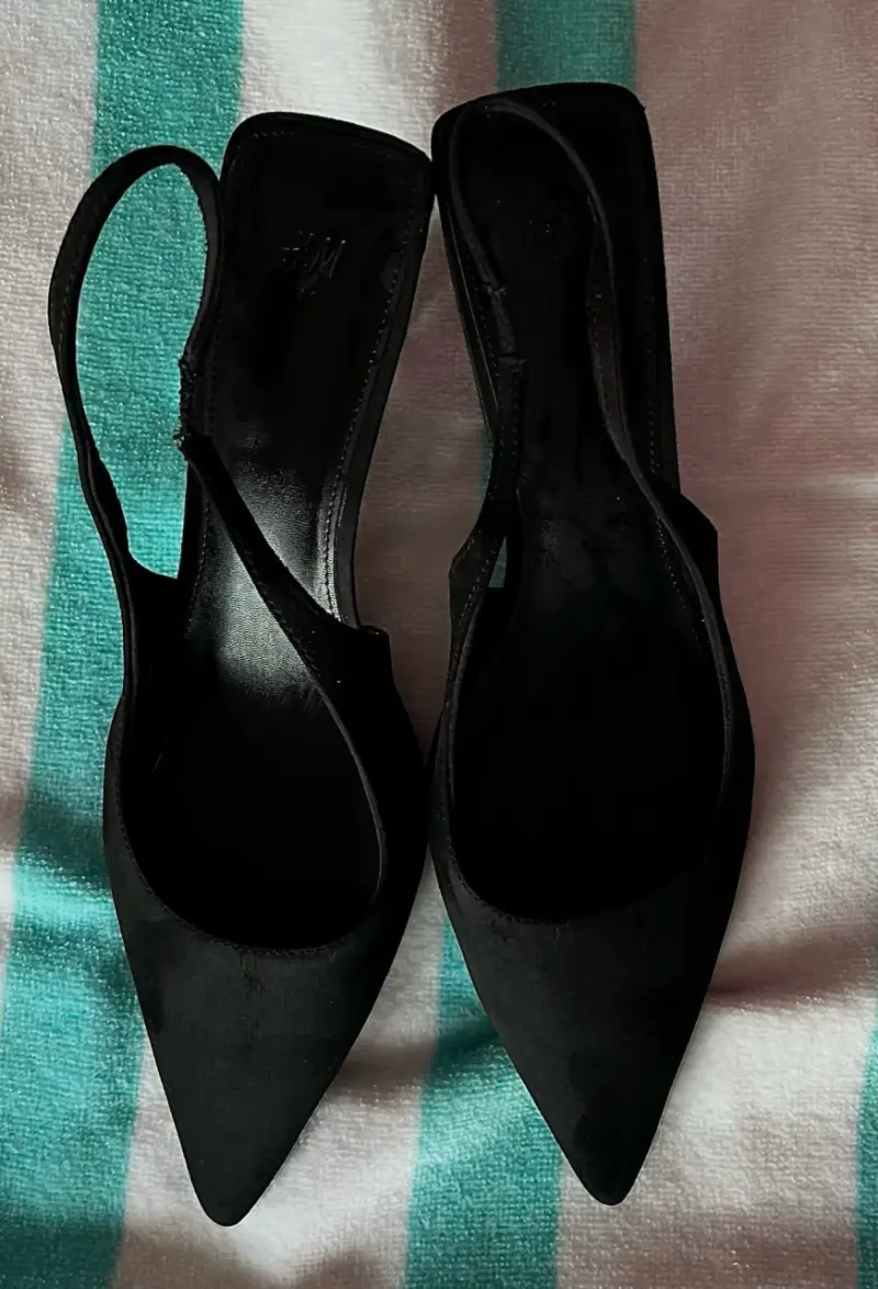 Zapatos negros con tiras H&M - 4