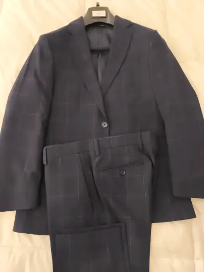 Traje azul a cuadros elegante - miniatura 1