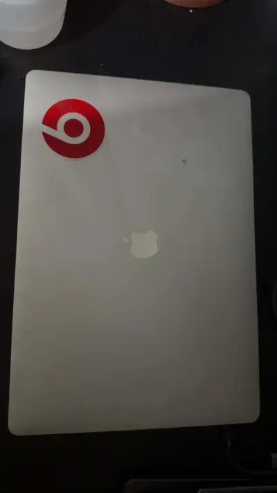 MacBook Pro 16 pulgadas - miniatura 2