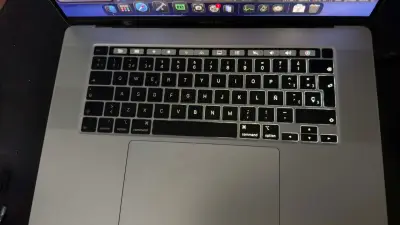 MacBook Pro 16 pulgadas - miniatura 6