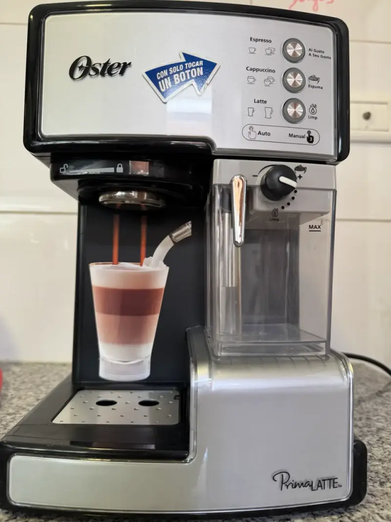 Cafetera Oster Prima Latte - 3