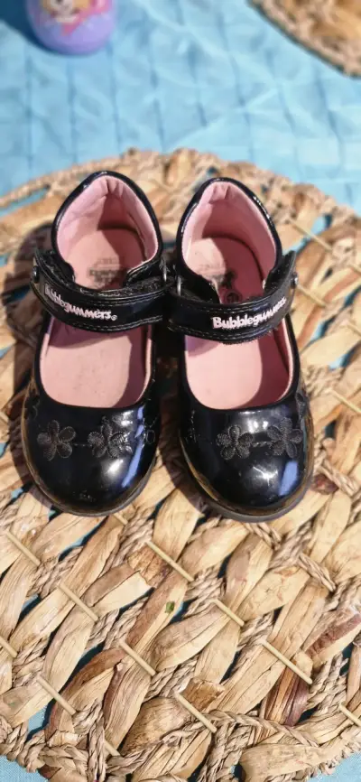 Zapatos Bubblegummers negros para niñas - miniatura 1