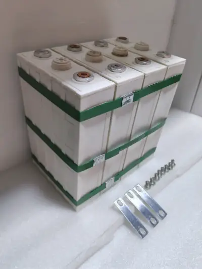Conjunto de baterías industriales Lifepo4 (200A) - miniatura 5