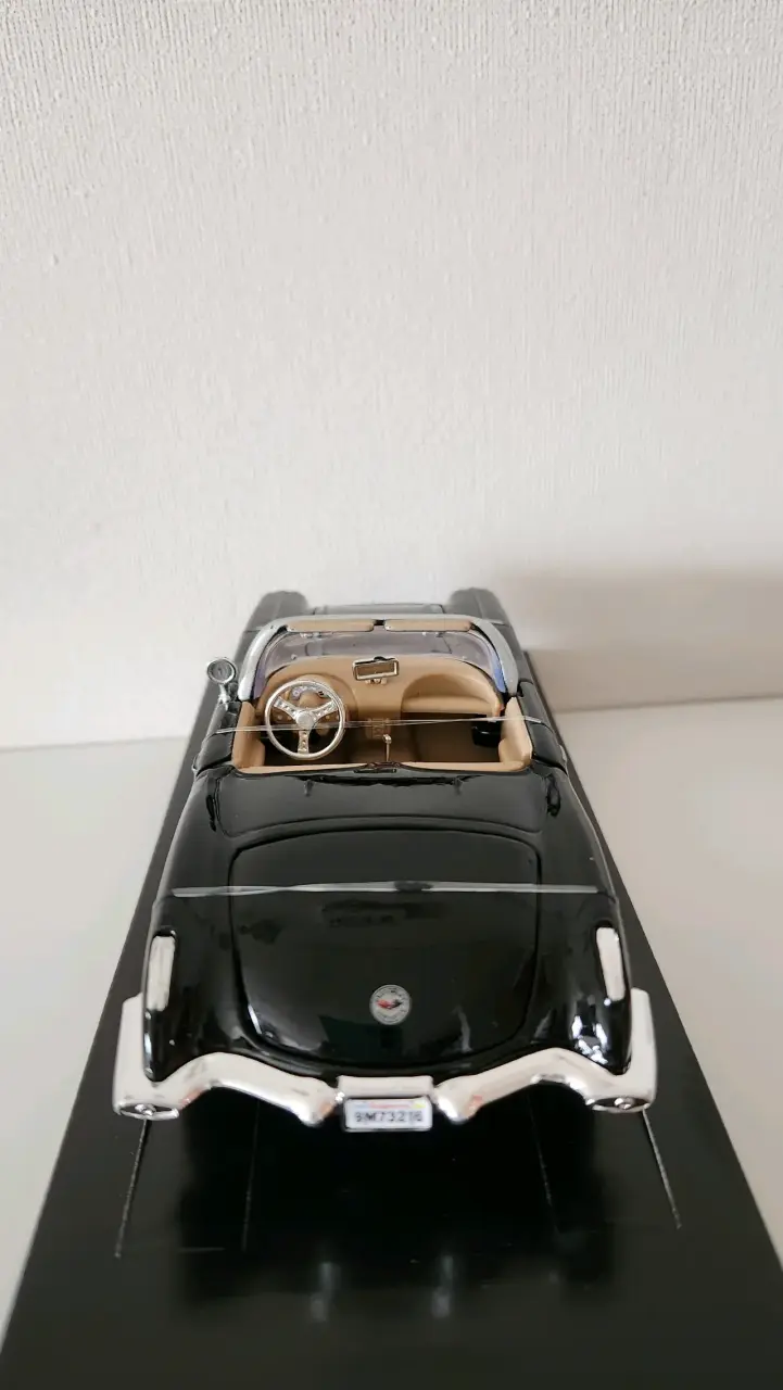 Chevrolet Corvette año 1959 escala 1:24 - 5