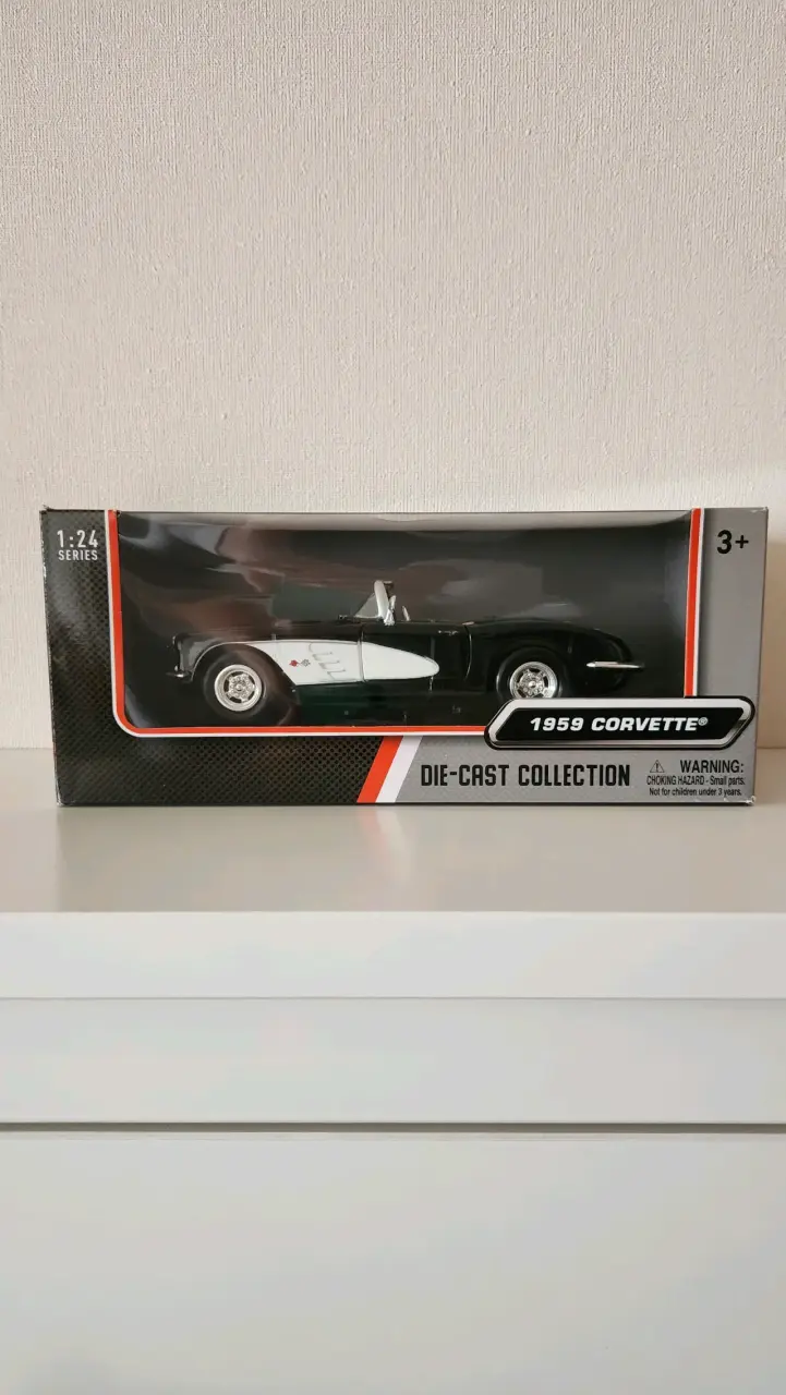 Chevrolet Corvette año 1959 escala 1:24 - 6