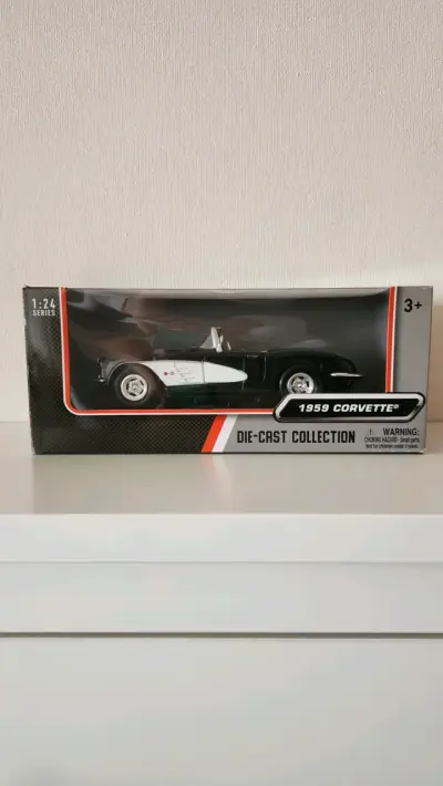 Chevrolet Corvette año 1959 escala 1:24 - miniatura 6
