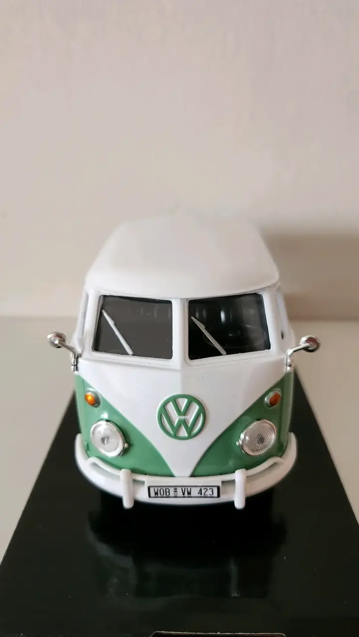Volkswagen doble pickup escala 1:24 - 3